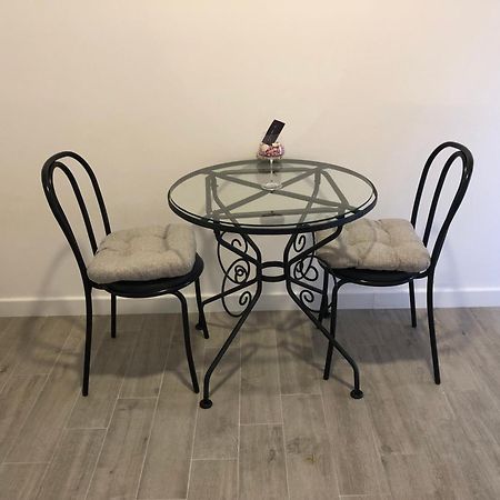 אומיס Apartmani Milka I Jozo מראה חיצוני תמונה