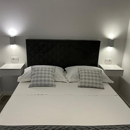 אומיס Apartmani Milka I Jozo חדר תמונה