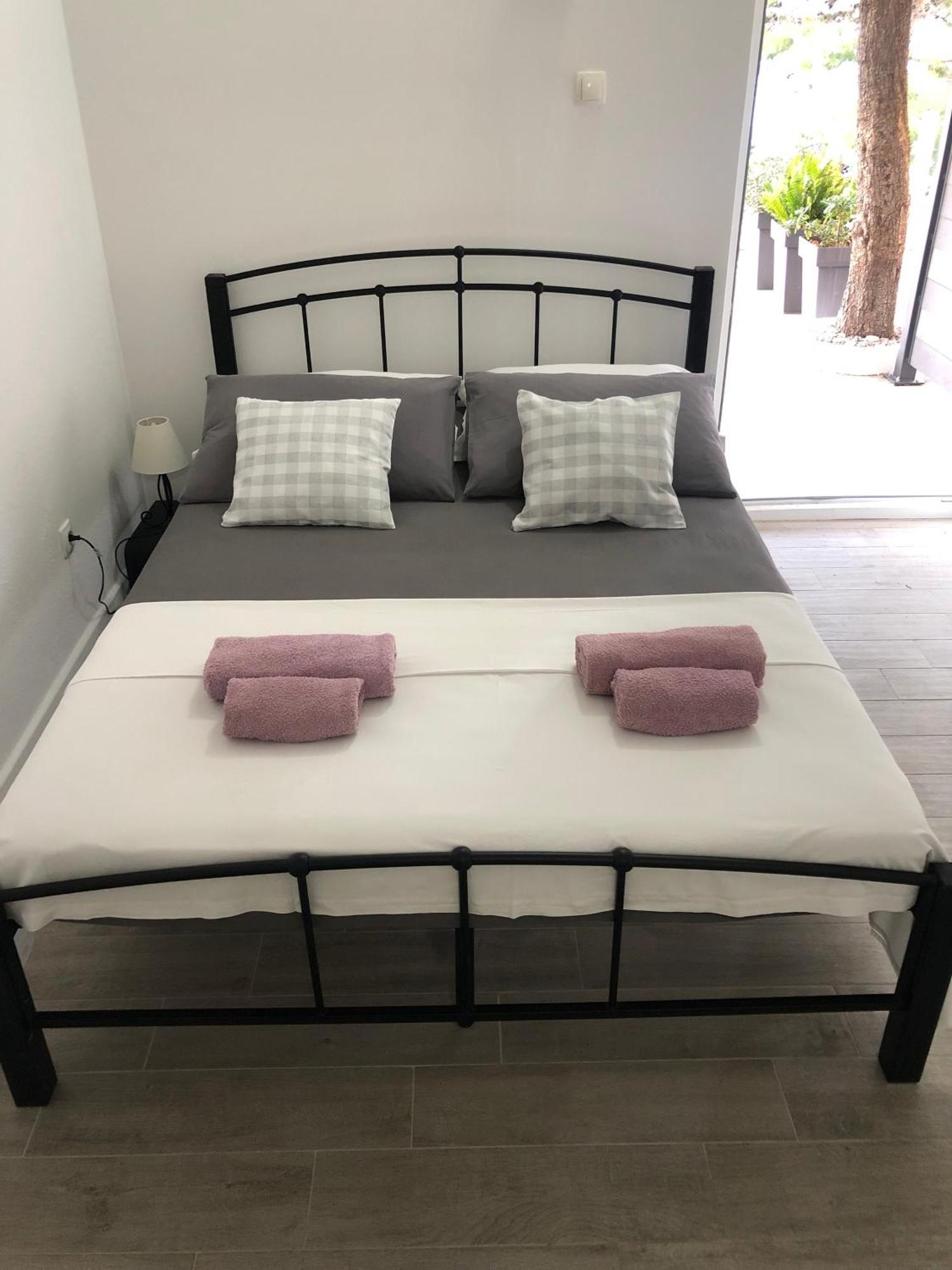 אומיס Apartmani Milka I Jozo חדר תמונה