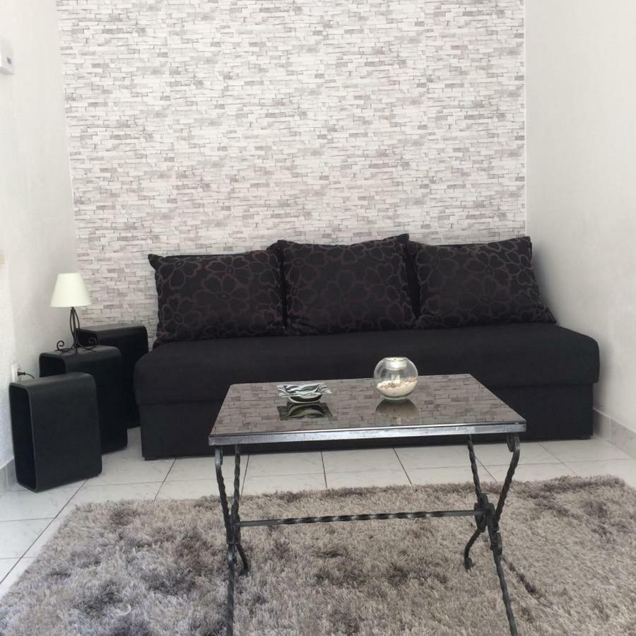 אומיס Apartmani Milka I Jozo מראה חיצוני תמונה